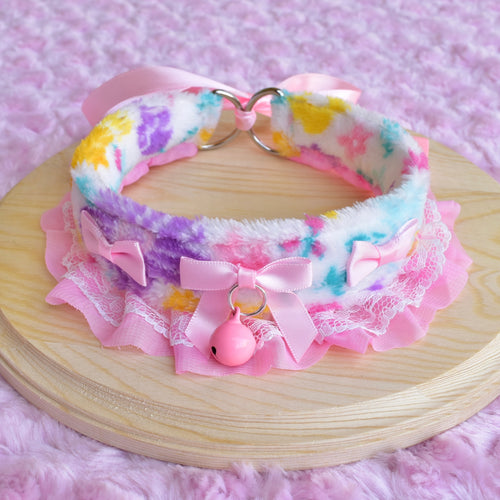 PRE-ORDER Flowers Fluffy Kitten Collar