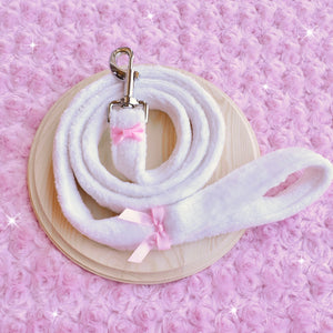 PRE-ORDER Fluffy Leash White & Pink Bows 4.25ft